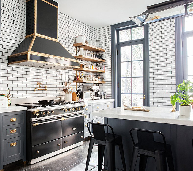 7 Kitchen Trends to Consider for your Renovations: Subway Tile • on @SavvyHome