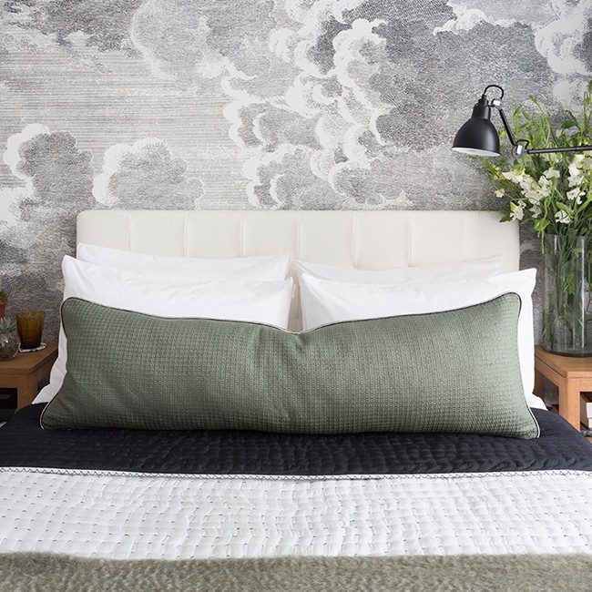 Inside a Mid-Century Inspired London flat by Studio Ashby • Plimsoll Apartment London on @SavvyHome