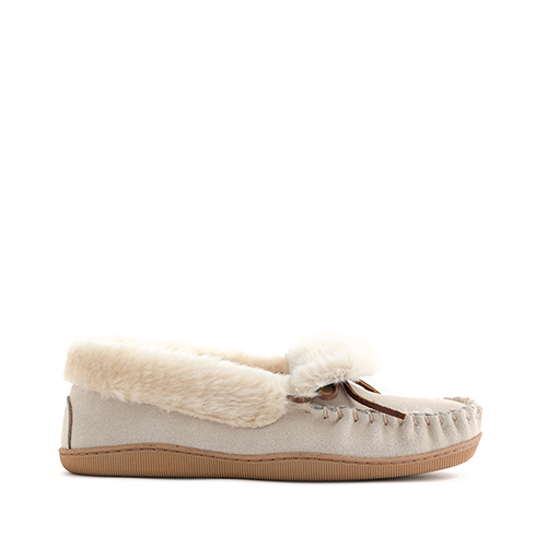 womens-lodge-moccasins
