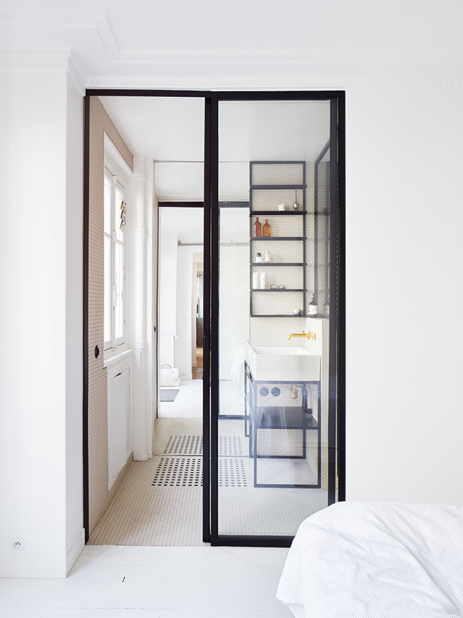 Minimal Paris Apartment by Paris Architecture