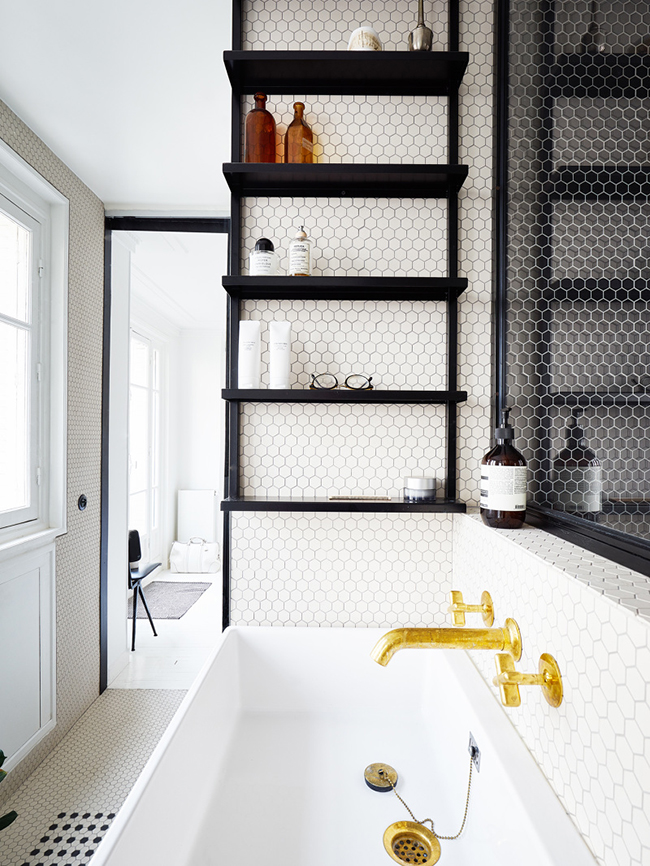 Minimal Paris Apartment by Paris Architecture