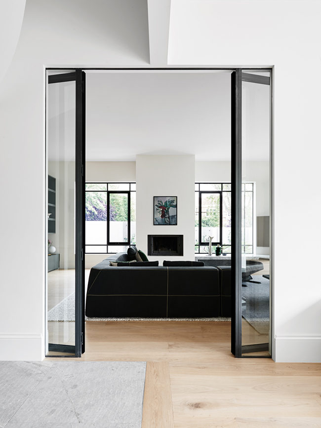 Inside an Architecturally Stunning Melbourne House • on @SavvyHome