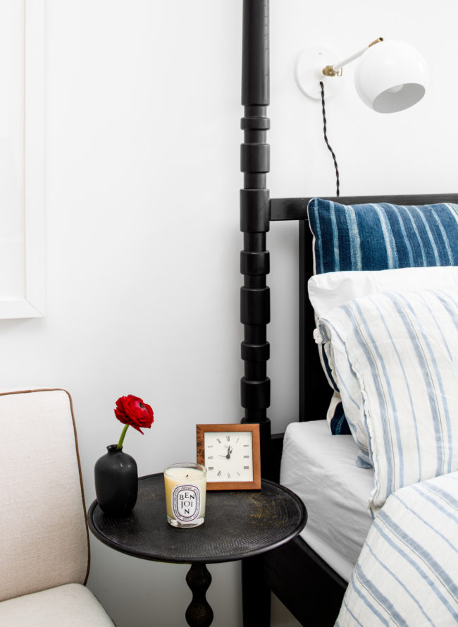 bedside table decor